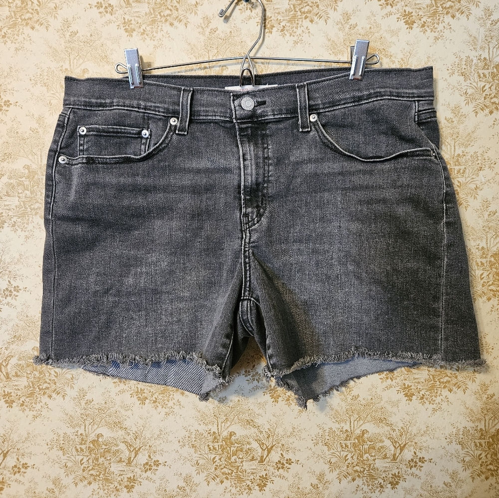 Levis Size 33 Washed Grey Mid Length Shorts
